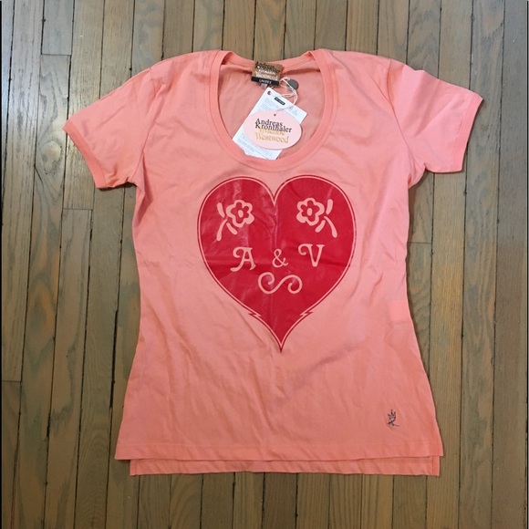 T-shirt - Picture 1 of 5